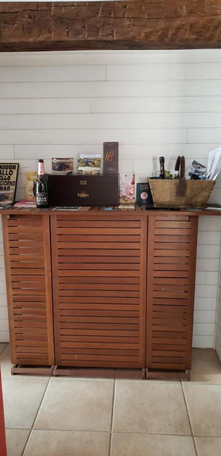 Au 1894 Grand Cru Apartment Avize ภายนอก รูปภาพ