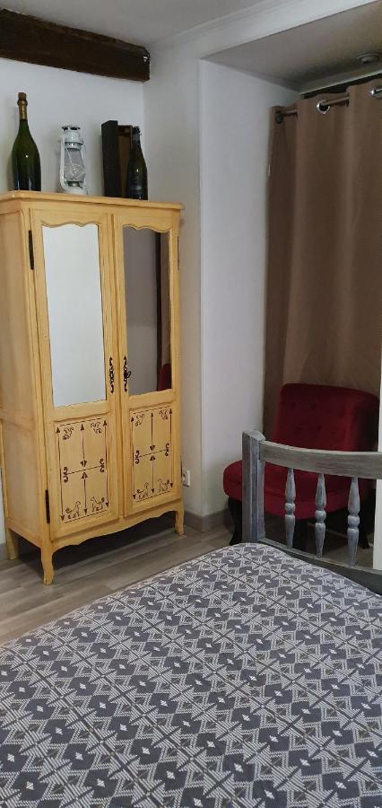 Au 1894 Grand Cru Apartment Avize ภายนอก รูปภาพ