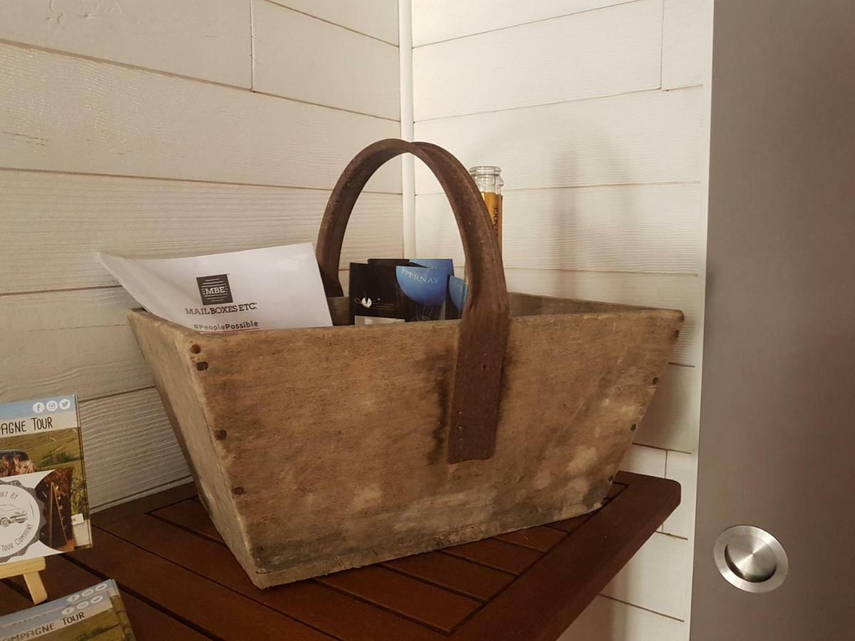 Au 1894 Grand Cru Apartment Avize ภายนอก รูปภาพ